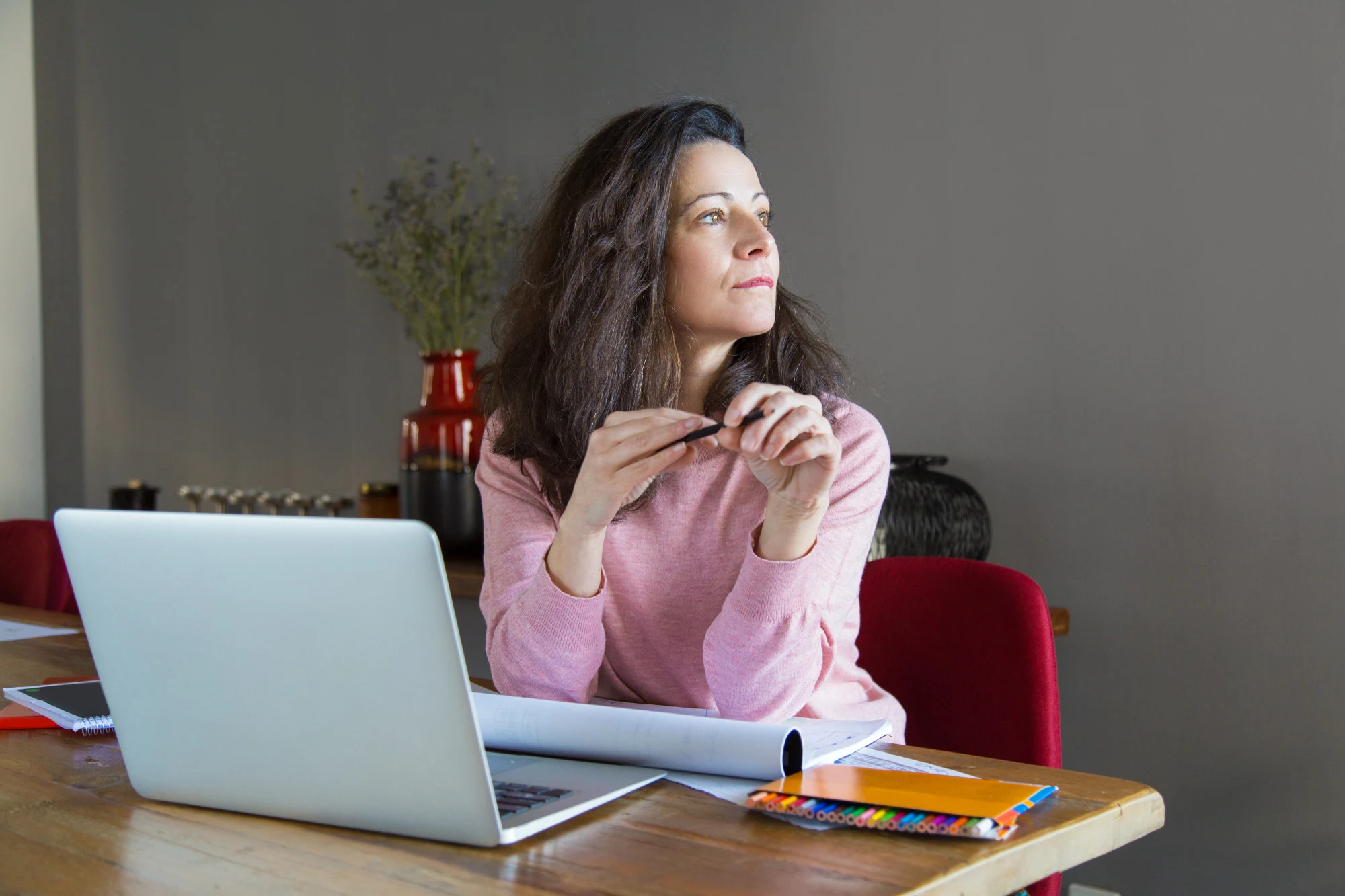 A professional leader staying present and calm during a technology failure to maintain a positive workplace connection.
